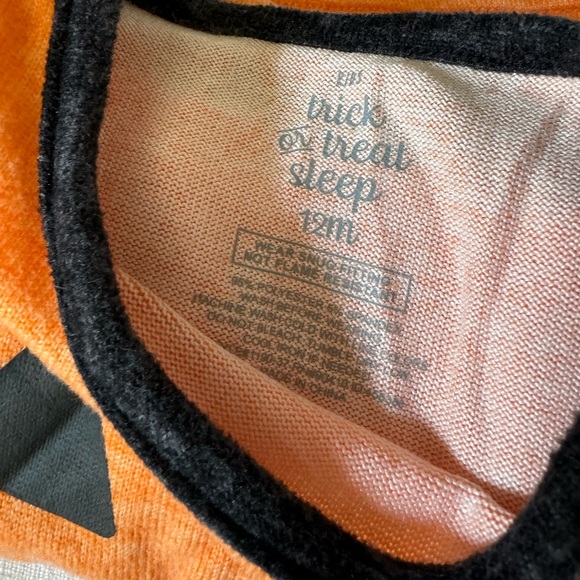 Trick or Treat Sleep | Halloween Jack O Lantern Pajama Set | 12 months - Picture 7 of 7